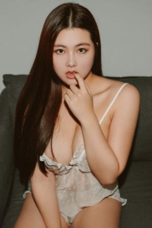 欧美瑜伽裸体_720免费全集观看
